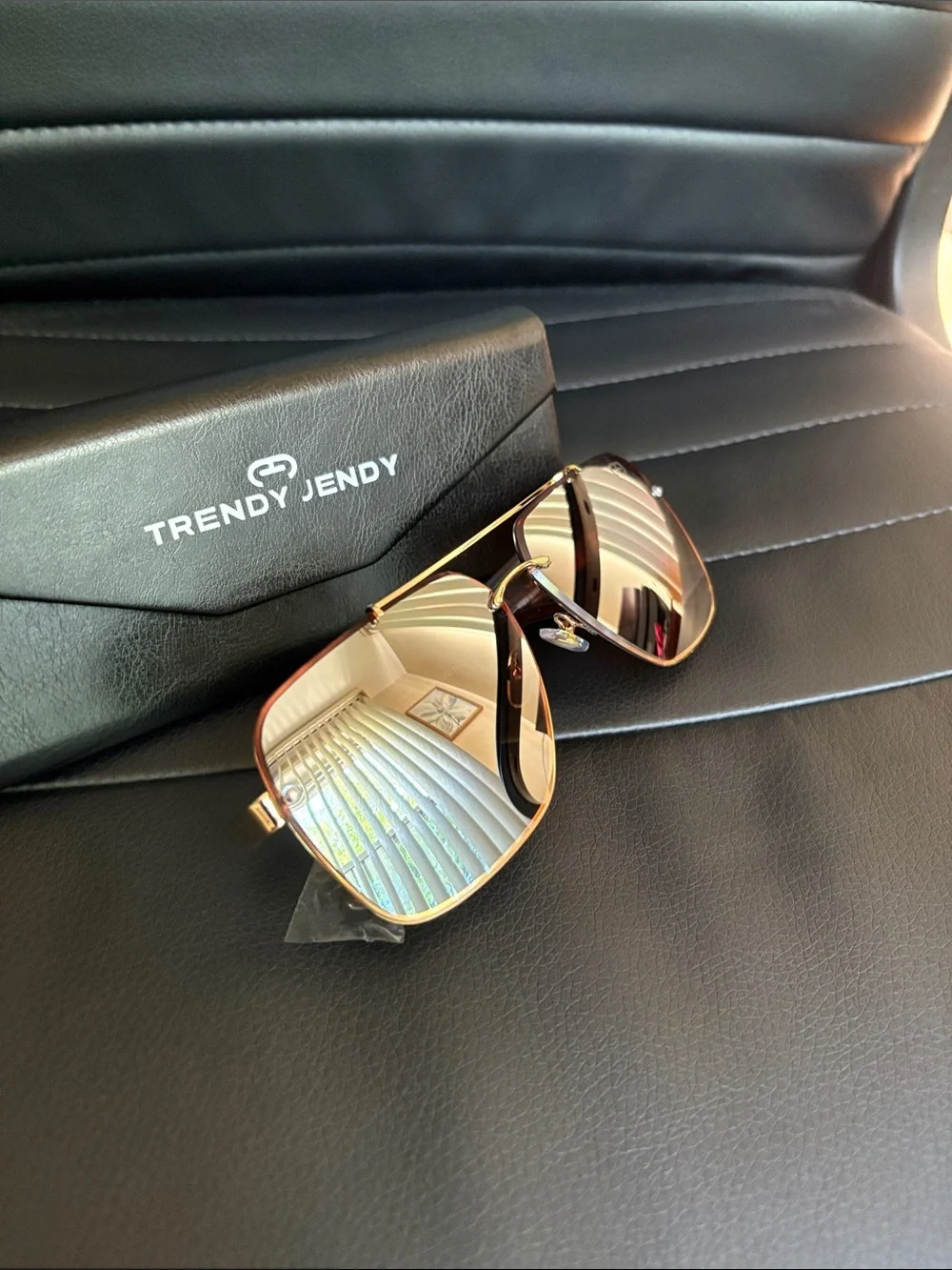 Men's Gold Aviator Sunglasses - Polarized Brown Lenses